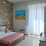 Gasthuis Domos La Corte Ghibellina 3*