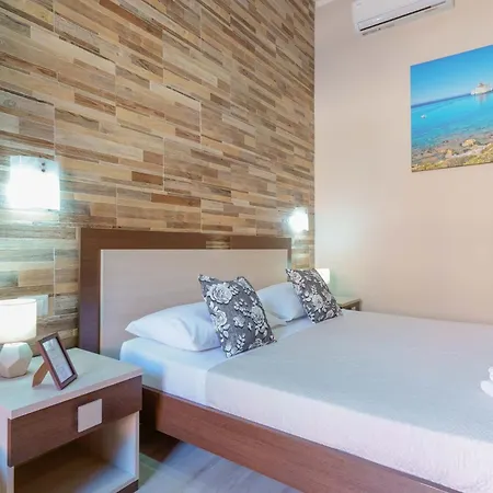 Domos La Corte Ghibellina Guest house Iglesias