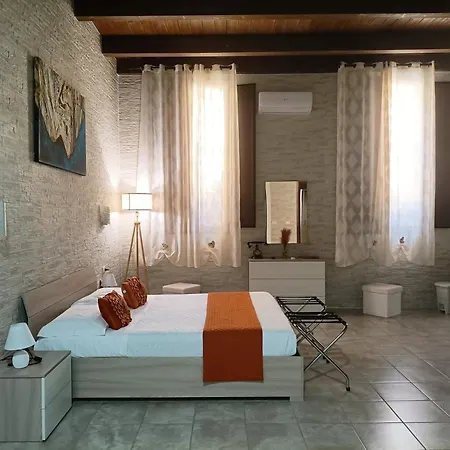 Domos La Corte Ghibellina Guest house Iglesias