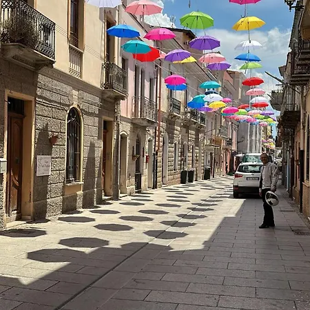 Domos La Corte Ghibellina בית הארחה