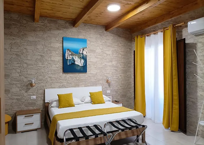 Domos La Corte Ghibellina Konukevi 3*